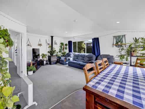 6 Egmont Street, Normanby