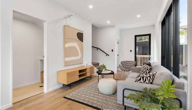 2/6C Kingsway Avenue, Sandringham