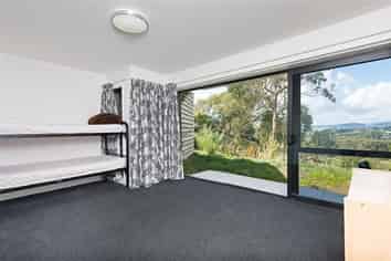 2/13B Lichfield Grove, Bethlehem