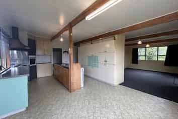 670 Colyton Road, Bunnythorpe