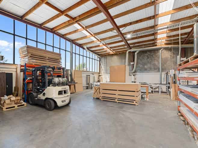 Standout warehouse and showroom with profile