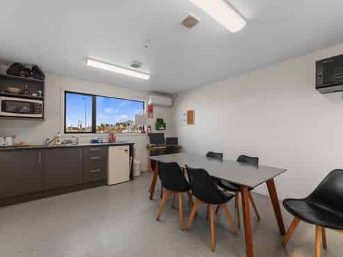 Exceptional investment, long term lease