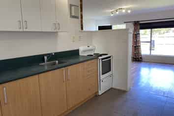 B/15 Anthony Crescent, Melville