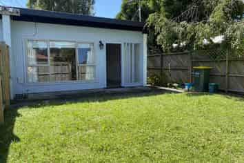 B/15 Anthony Crescent, Melville