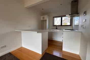 1/50 Richard Farrell Avenue, Remuera