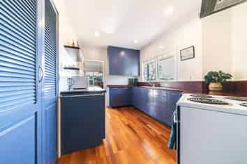 188 Beach Road, Campbells Bay