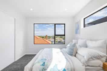 5/1B Egremont Street, Belmont