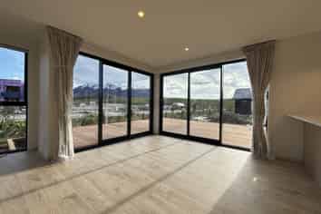 37 Shelduck Road, Jacks Point