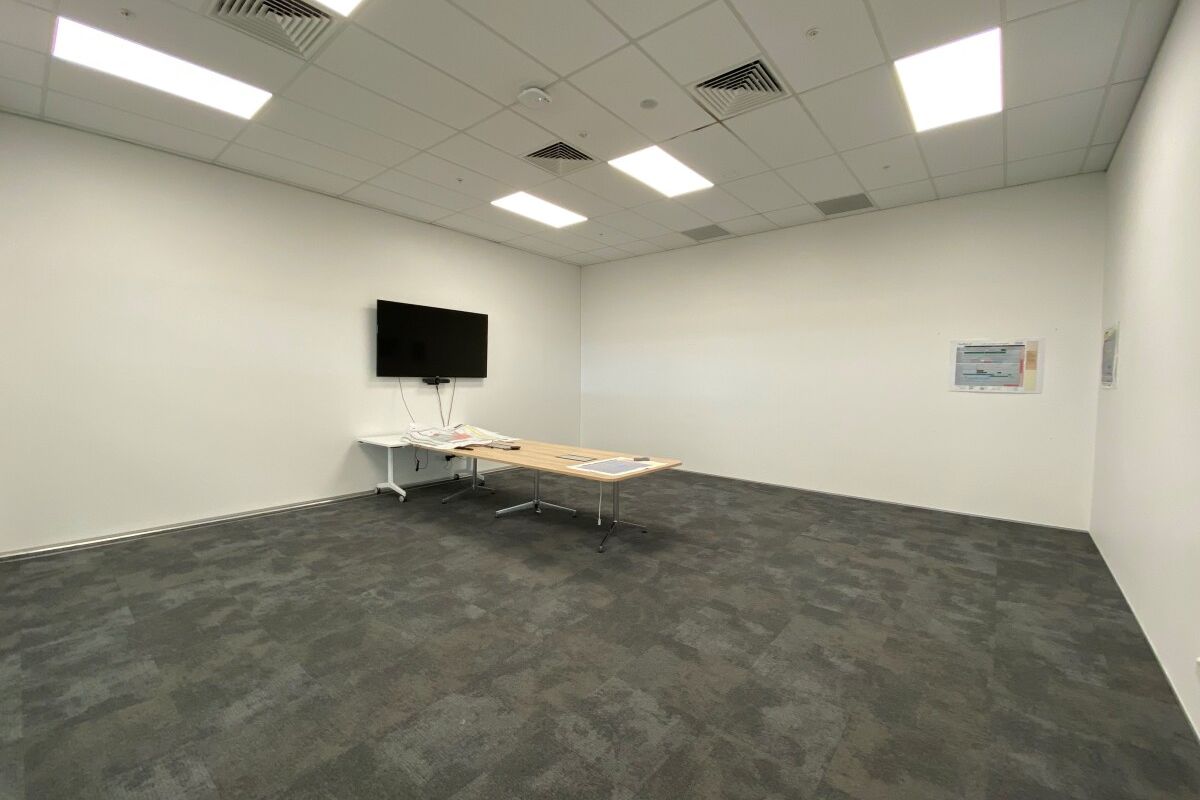 Mezzanine Level Office in Sylvia Park - Vista 3