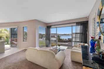 163A Paritai Drive, Orakei