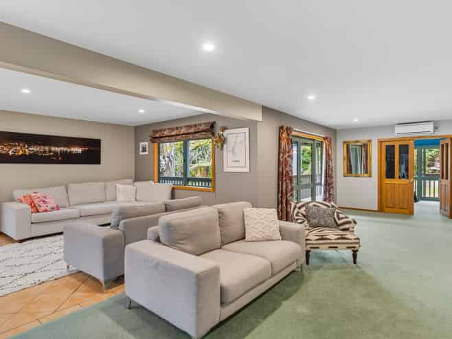 2 Southleigh, Raumati South
