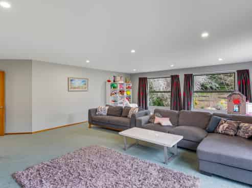 2 Southleigh, Raumati South