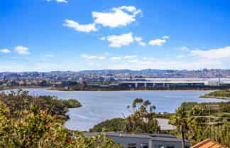 60 Hillside Road, Mount Wellington