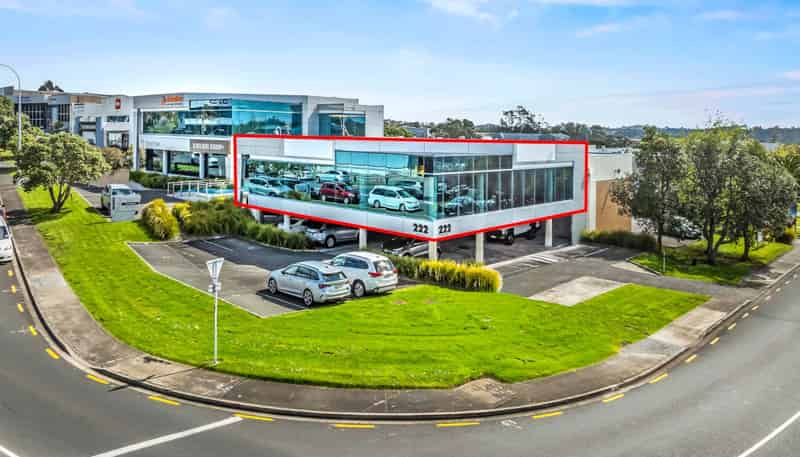 Unit A/222 Bush Road, Rosedale