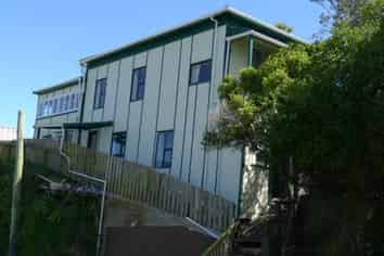2/11 Manchester Street - Bottom, Newtown