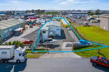 Wiri Workshop & Generous Yard