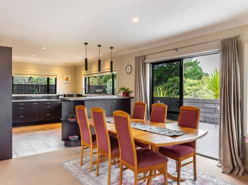 14 Birchwood Lane, Hilltop