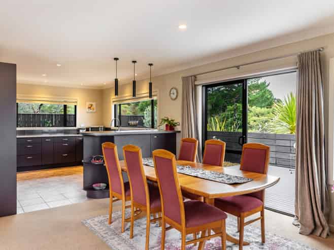 14 Birchwood Lane, Hilltop