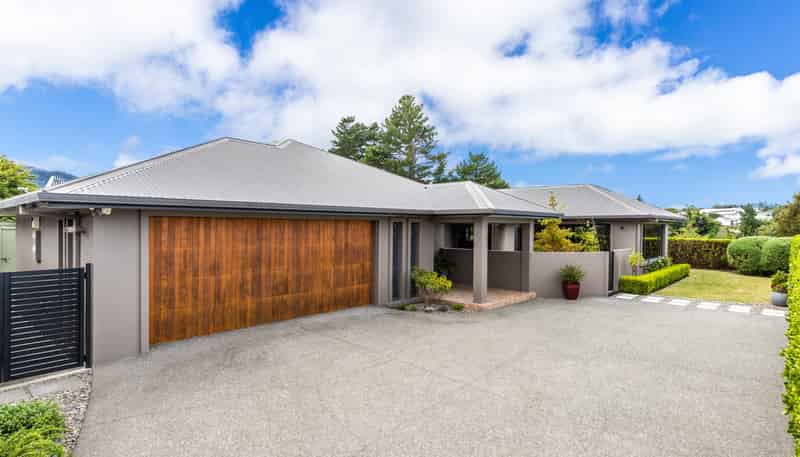 14 Birchwood Lane, Hilltop