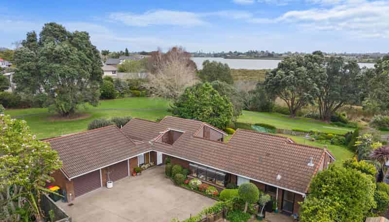 69 Walter Strevens Drive, Conifer Grove