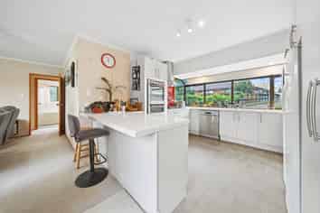 69 Walter Strevens Drive, Conifer Grove