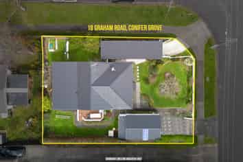 18 Graham Road, Conifer Grove