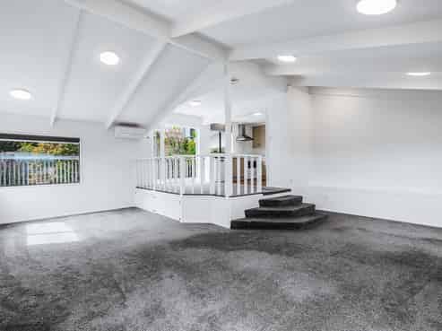 8 Rokino Road, Hilltop