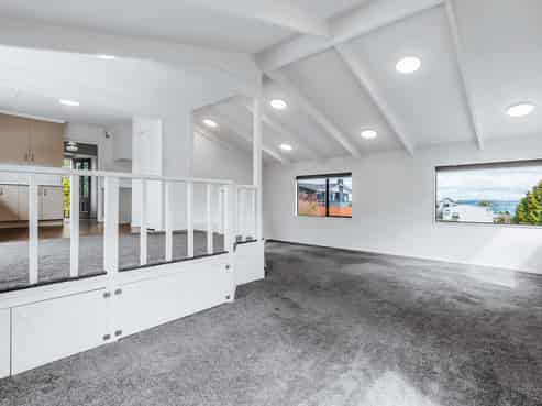 8 Rokino Road, Hilltop