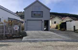 21 Sunderland Street, Clyde