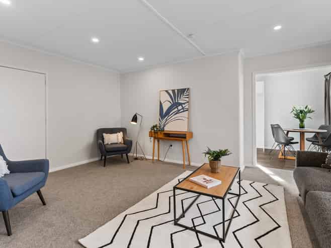 151 Stenhope Crescent, Concord