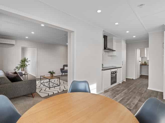 151 Stenhope Crescent, Concord