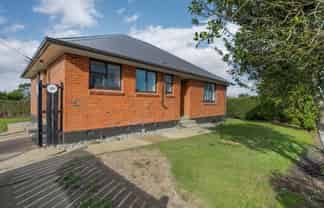151 Stenhope Crescent, Concord