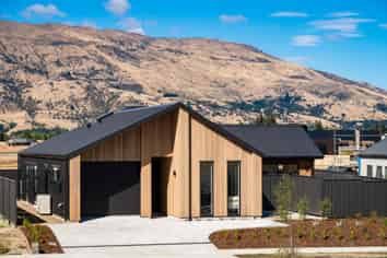 6 Simpson Cr, Wanaka