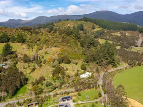 265 Lud Valley Road, Hira