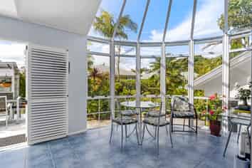 9 Muka Close, The Gardens