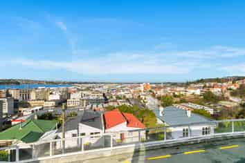 2/20 Canongate, Dunedin Central