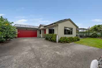 9 Harrison Court, Clive