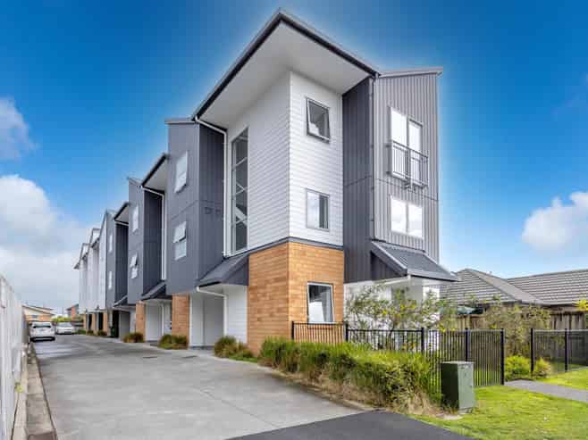 2/47 Cameron Road, Hamilton East