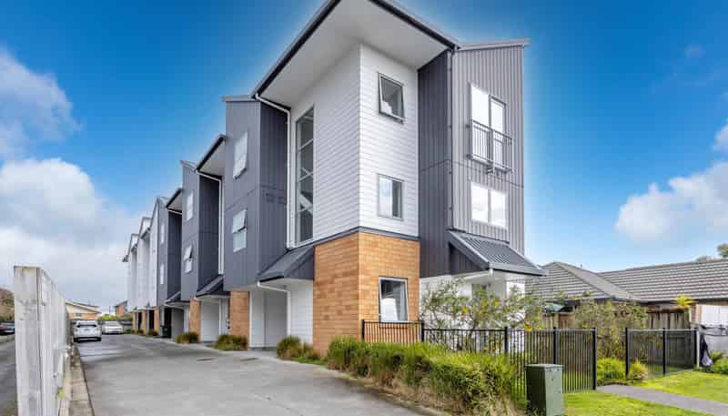 2/47 Cameron Road, Hamilton East
