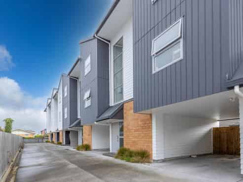 2/47 Cameron Road, Hamilton East