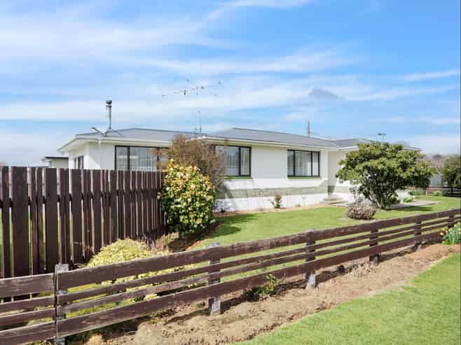 1 Ballantrae Street, Wallacetown