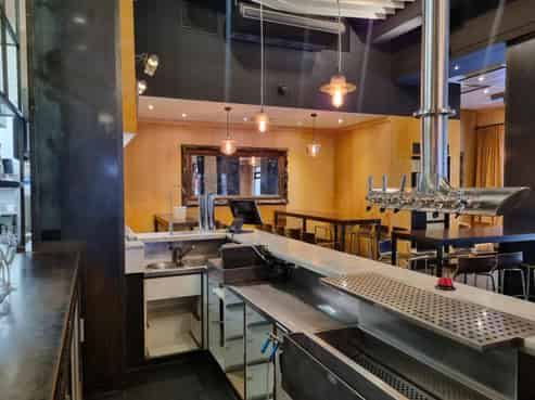 For Lease – Prime Turnkey Bar & Restaurant