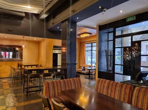 For Lease – Prime Turnkey Bar & Restaurant