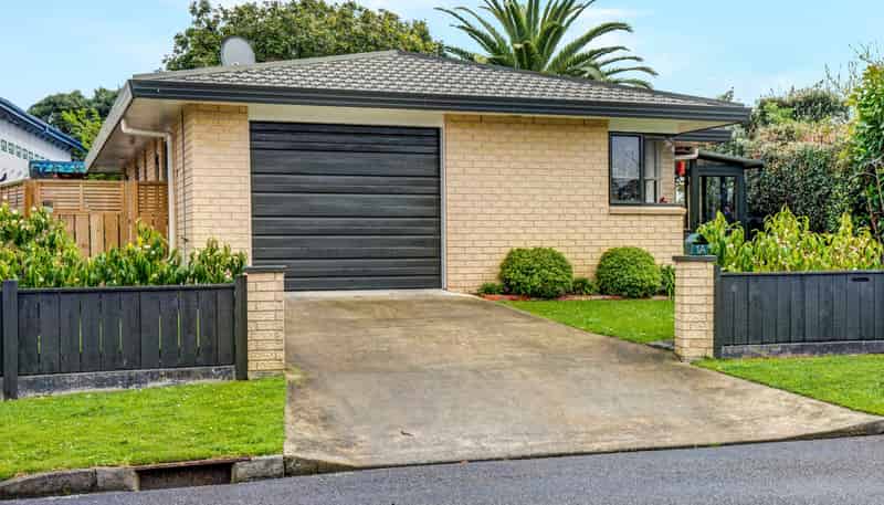 1A Alexander Place, OTAKI