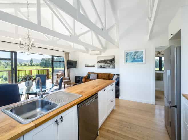 50 Flax Cutter Lane, Greytown