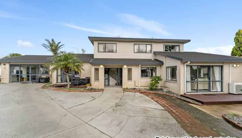 1/2 Orangewood Drive, Northpark