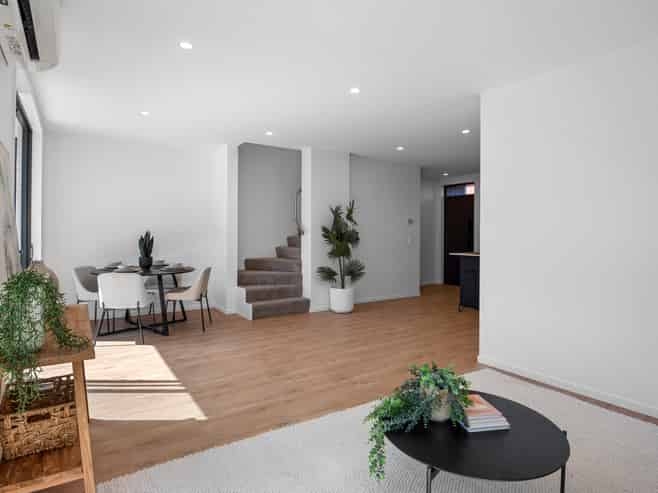 7/15 Donald Place, Merivale
