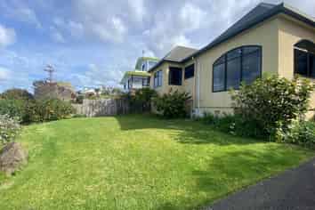 35A Monyash Road, Manly