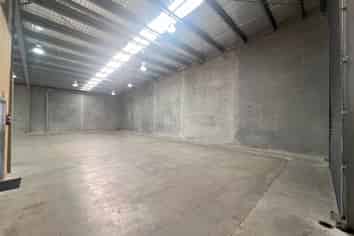 Warehouse-Workshop & Offices