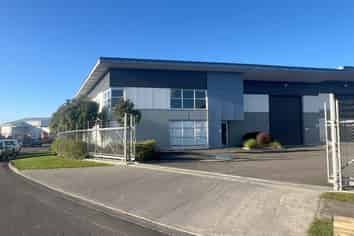 Warehouse-Workshop & Offices